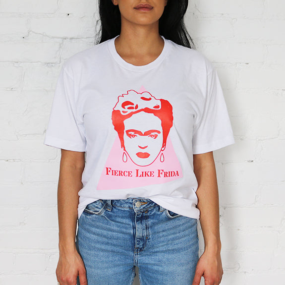 Fierce comme le t-shirt de Frida La Pimbeche, artiste de Montréal. Sérigraphié à Montréal.